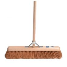 Zaalbezem cocos 60cm. met steel 150cm.
